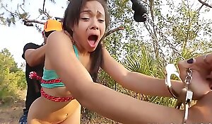 Teen slut Adrian Maya banged outdoor