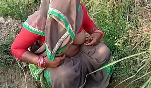 Indian Village Bhabhi Fucking Outdoor Sex In Hindi