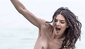 New Kendall Jenner Bare